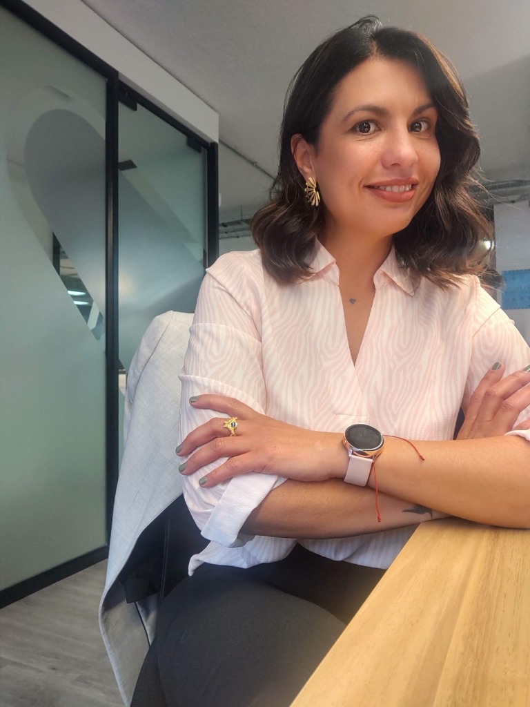 Isabel Poveda Copywriter y Comunicadora